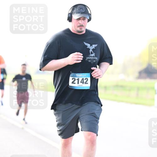 12.04.2026 - 45. Internationalen Wilhelmsburger Insellauf Dr. Thomas Lammeyer http://msf.ph/oto/9448571 12.04.2026 10:35:20 Laufen 2142 meine-sportfotos.de