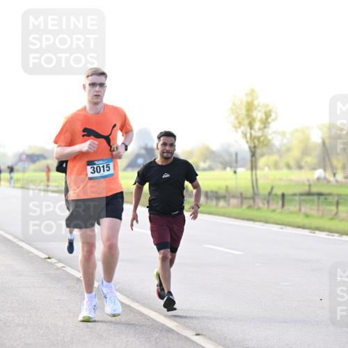 12.04.2026 - 45. Internationalen Wilhelmsburger Insellauf Dr. Thomas Lammeyer http://msf.ph/oto/9448575 12.04.2026 10:35:22 Laufen 3015 meine-sportfotos.de