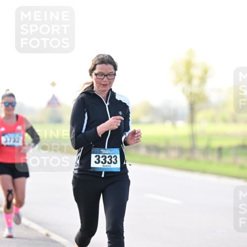 12.04.2026 - 45. Internationalen Wilhelmsburger Insellauf Dr. Thomas Lammeyer http://msf.ph/oto/9448635 12.04.2026 10:35:49 Laufen 4624, 3333 meine-sportfotos.de