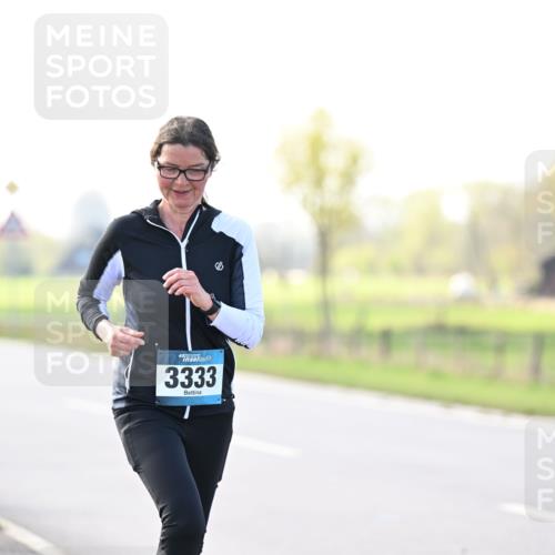 12.04.2026 - 45. Internationalen Wilhelmsburger Insellauf Dr. Thomas Lammeyer http://msf.ph/oto/9448637 12.04.2026 10:35:49 Laufen 3333 meine-sportfotos.de