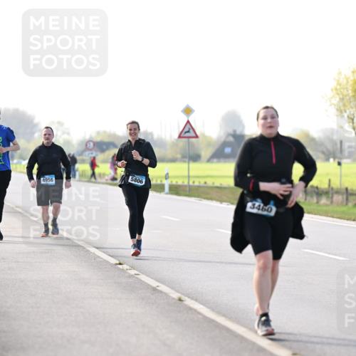 12.04.2026 - 45. Internationalen Wilhelmsburger Insellauf Dr. Thomas Lammeyer http://msf.ph/oto/9448735 12.04.2026 10:36:10 Laufen 3748, 4911, 5806, 4956, 3460 meine-sportfotos.de