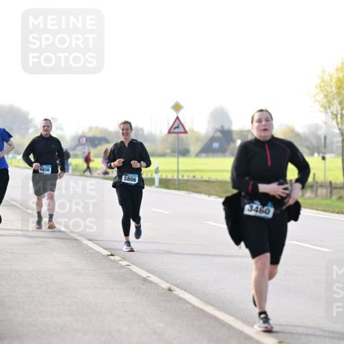 12.04.2026 - 45. Internationalen Wilhelmsburger Insellauf Dr. Thomas Lammeyer http://msf.ph/oto/9448736 12.04.2026 10:36:11 Laufen 3748, 4911, 4956, 5806, 3460 meine-sportfotos.de