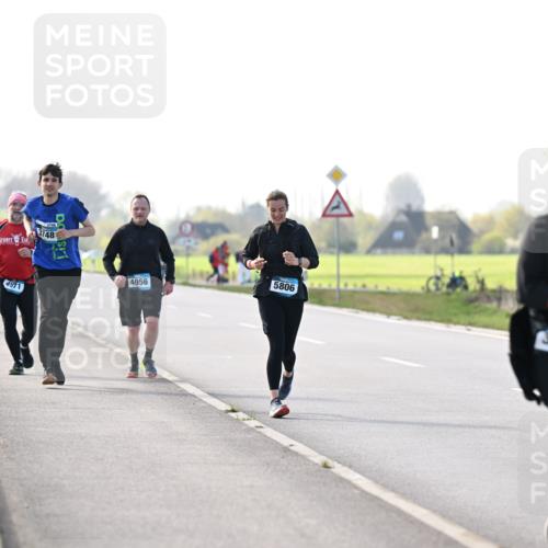 12.04.2026 - 45. Internationalen Wilhelmsburger Insellauf Dr. Thomas Lammeyer http://msf.ph/oto/9448741 12.04.2026 10:36:11 Laufen 3748, 3748, 4911, 5806, 4956, 3460 meine-sportfotos.de