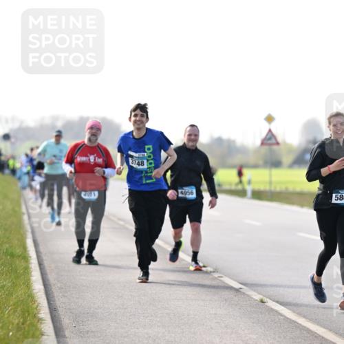 12.04.2026 - 45. Internationalen Wilhelmsburger Insellauf Dr. Thomas Lammeyer http://msf.ph/oto/9448753 12.04.2026 10:36:14 Laufen 491, 3748, 3748, 4956, 5806 meine-sportfotos.de