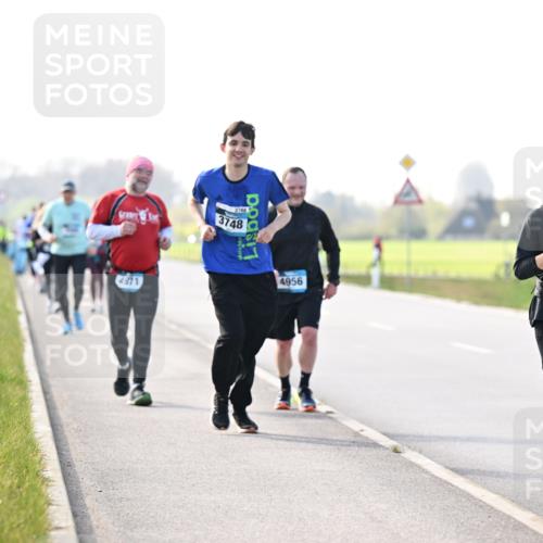 12.04.2026 - 45. Internationalen Wilhelmsburger Insellauf Dr. Thomas Lammeyer http://msf.ph/oto/9448757 12.04.2026 10:36:14 Laufen 3748, 3748, 4956, 5806 meine-sportfotos.de