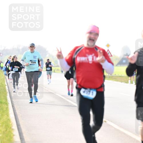 12.04.2026 - 45. Internationalen Wilhelmsburger Insellauf Dr. Thomas Lammeyer http://msf.ph/oto/9448781 12.04.2026 10:36:19 Laufen 4081, 30, 20, 3589, 4956 meine-sportfotos.de