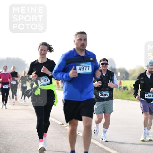12.04.2026 - 45. Internationalen Wilhelmsburger Insellauf Dr. Thomas Lammeyer http://msf.ph/oto/9448856 12.04.2026 10:36:34 Laufen 3701, 4977, 2686, 3664 meine-sportfotos.de