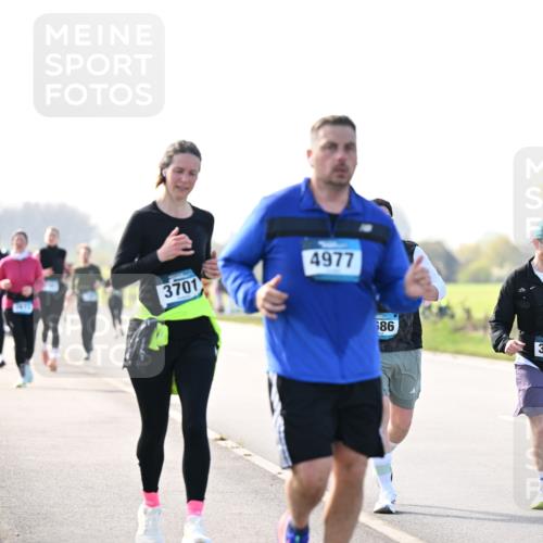 12.04.2026 - 45. Internationalen Wilhelmsburger Insellauf Dr. Thomas Lammeyer http://msf.ph/oto/9448858 12.04.2026 10:36:34 Laufen 3701, 4977, 686, 3664 meine-sportfotos.de