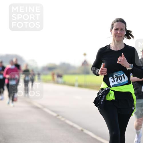 12.04.2026 - 45. Internationalen Wilhelmsburger Insellauf Dr. Thomas Lammeyer http://msf.ph/oto/9448868 12.04.2026 10:36:36 Laufen 3701, 2686 meine-sportfotos.de