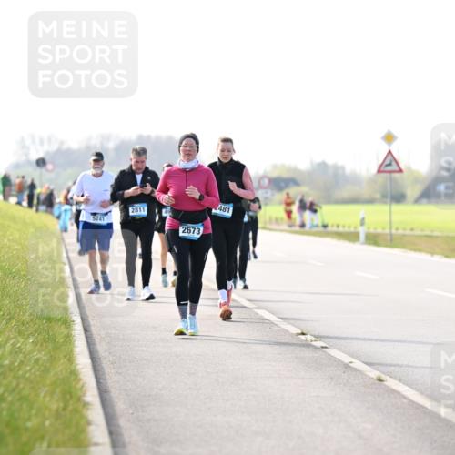 12.04.2026 - 45. Internationalen Wilhelmsburger Insellauf Dr. Thomas Lammeyer http://msf.ph/oto/9448884 12.04.2026 10:36:39 Laufen 2811, 5741, 2673, 481 meine-sportfotos.de