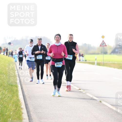 12.04.2026 - 45. Internationalen Wilhelmsburger Insellauf Dr. Thomas Lammeyer http://msf.ph/oto/9448890 12.04.2026 10:36:40 Laufen 5741, 2811, 4545, 2673, 2481 meine-sportfotos.de
