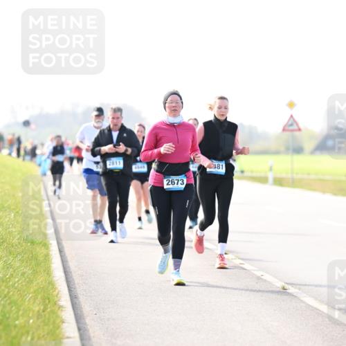 12.04.2026 - 45. Internationalen Wilhelmsburger Insellauf Dr. Thomas Lammeyer http://msf.ph/oto/9448894 12.04.2026 10:36:41 Laufen 2811, 4545, 2673, 481 meine-sportfotos.de