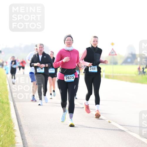 12.04.2026 - 45. Internationalen Wilhelmsburger Insellauf Dr. Thomas Lammeyer http://msf.ph/oto/9448899 12.04.2026 10:36:41 Laufen 2811, 4545, 2673, 2481 meine-sportfotos.de