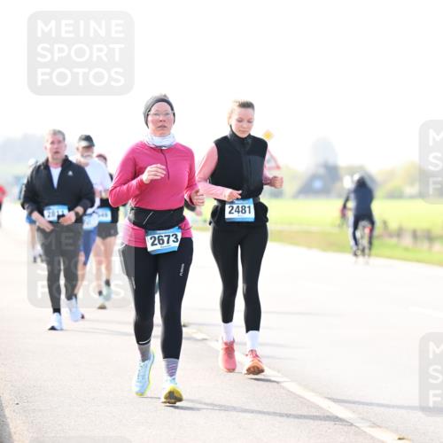 12.04.2026 - 45. Internationalen Wilhelmsburger Insellauf Dr. Thomas Lammeyer http://msf.ph/oto/9448904 12.04.2026 10:36:42 Laufen 2673, 2481 meine-sportfotos.de