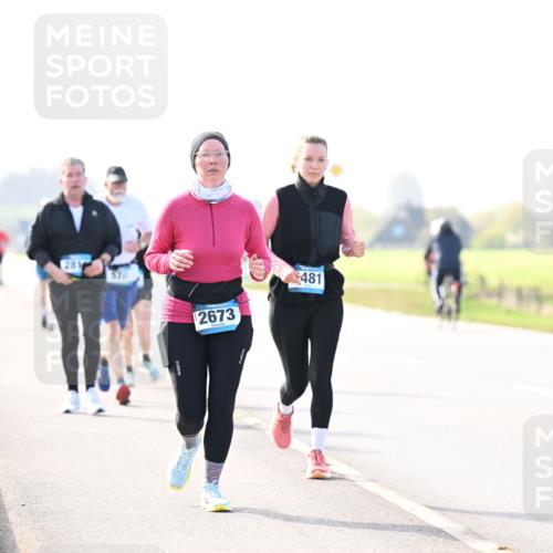 12.04.2026 - 45. Internationalen Wilhelmsburger Insellauf Dr. Thomas Lammeyer http://msf.ph/oto/9448905 12.04.2026 10:36:42 Laufen 281, 2673, 481 meine-sportfotos.de