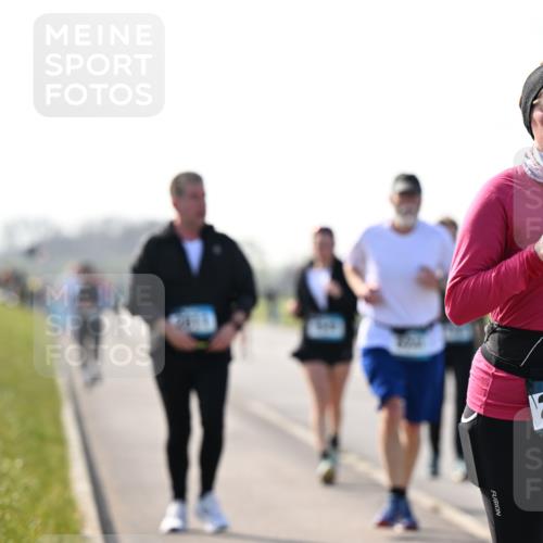 12.04.2026 - 45. Internationalen Wilhelmsburger Insellauf Dr. Thomas Lammeyer http://msf.ph/oto/9448915 12.04.2026 10:36:45 Laufen 2673 meine-sportfotos.de