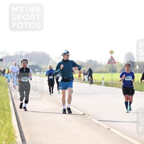 12.04.2026 - 45. Internationalen Wilhelmsburger Insellauf Dr. Thomas Lammeyer http://msf.ph/oto/9448926 12.04.2026 10:36:50 Laufen 2859, 2601 meine-sportfotos.de