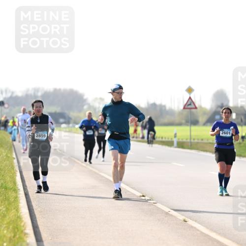 12.04.2026 - 45. Internationalen Wilhelmsburger Insellauf Dr. Thomas Lammeyer http://msf.ph/oto/9448929 12.04.2026 10:36:50 Laufen 2859, 2601 meine-sportfotos.de