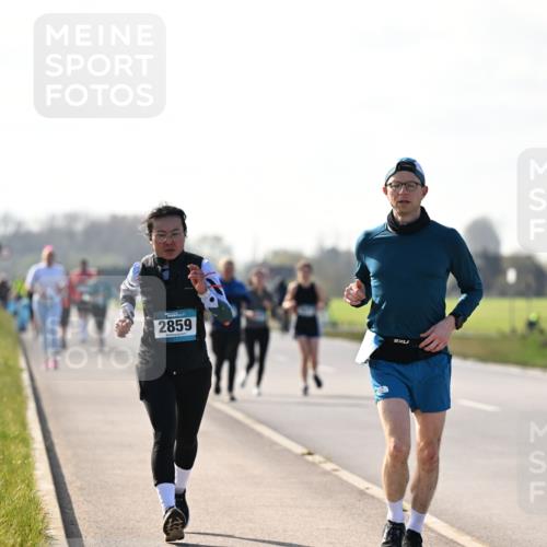 12.04.2026 - 45. Internationalen Wilhelmsburger Insellauf Dr. Thomas Lammeyer http://msf.ph/oto/9448944 12.04.2026 10:36:54 Laufen 2859 meine-sportfotos.de