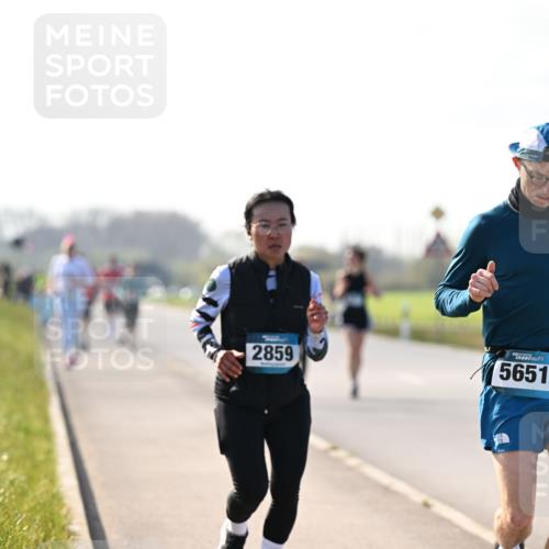 12.04.2026 - 45. Internationalen Wilhelmsburger Insellauf Dr. Thomas Lammeyer http://msf.ph/oto/9448951 12.04.2026 10:36:55 Laufen 2859, 5651 meine-sportfotos.de