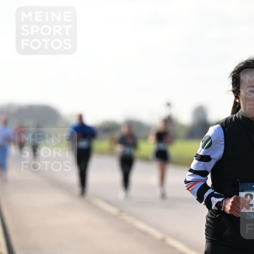 12.04.2026 - 45. Internationalen Wilhelmsburger Insellauf Dr. Thomas Lammeyer http://msf.ph/oto/9448965 12.04.2026 10:36:57 Laufen 45, 2859 meine-sportfotos.de