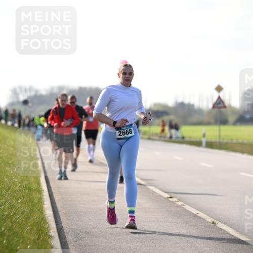 12.04.2026 - 45. Internationalen Wilhelmsburger Insellauf Dr. Thomas Lammeyer http://msf.ph/oto/9448993 12.04.2026 10:37:06 Laufen 2668 meine-sportfotos.de