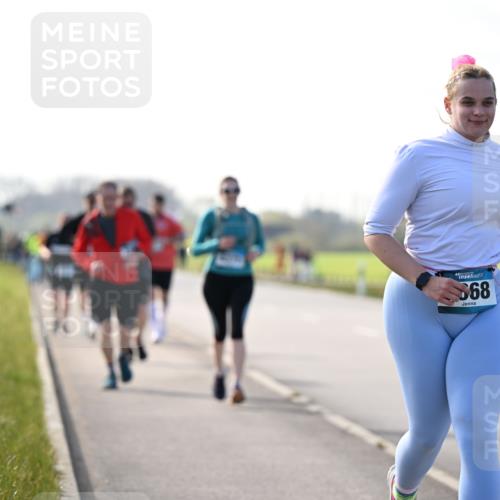 12.04.2026 - 45. Internationalen Wilhelmsburger Insellauf Dr. Thomas Lammeyer http://msf.ph/oto/9449011 12.04.2026 10:37:09 Laufen 45, 68 meine-sportfotos.de
