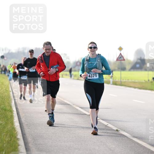 12.04.2026 - 45. Internationalen Wilhelmsburger Insellauf Dr. Thomas Lammeyer http://msf.ph/oto/9449022 12.04.2026 10:37:11 Laufen 4371, 4744 meine-sportfotos.de