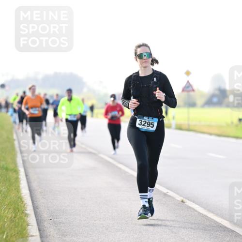 12.04.2026 - 45. Internationalen Wilhelmsburger Insellauf Dr. Thomas Lammeyer http://msf.ph/oto/9449086 12.04.2026 10:37:26 Laufen 3295 meine-sportfotos.de