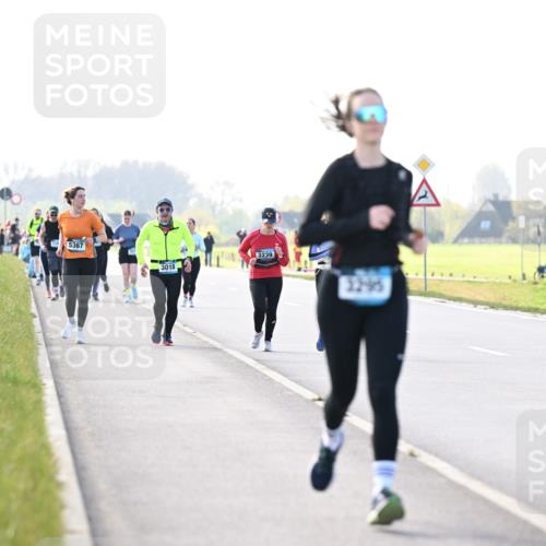 12.04.2026 - 45. Internationalen Wilhelmsburger Insellauf Dr. Thomas Lammeyer http://msf.ph/oto/9449089 12.04.2026 10:37:26 Laufen 5367, 3018, 3239, 32, 95 meine-sportfotos.de