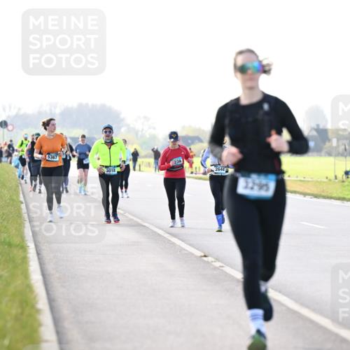 12.04.2026 - 45. Internationalen Wilhelmsburger Insellauf Dr. Thomas Lammeyer http://msf.ph/oto/9449092 12.04.2026 10:37:27 Laufen 5367, 239, 2644, 3018, 12, 95 meine-sportfotos.de