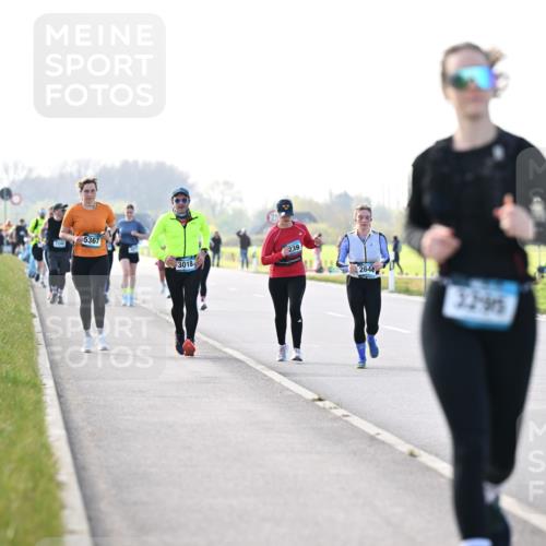 12.04.2026 - 45. Internationalen Wilhelmsburger Insellauf Dr. Thomas Lammeyer http://msf.ph/oto/9449098 12.04.2026 10:37:27 Laufen 5367, 239, 3018, 2644, 32, 915 meine-sportfotos.de