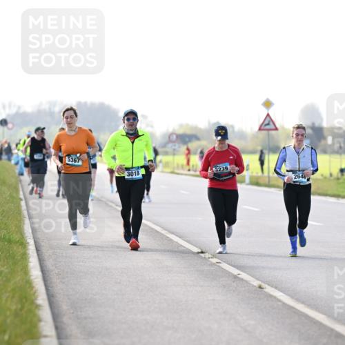 12.04.2026 - 45. Internationalen Wilhelmsburger Insellauf Dr. Thomas Lammeyer http://msf.ph/oto/9449108 12.04.2026 10:37:30 Laufen 5367, 3239, 3018, 2644 meine-sportfotos.de