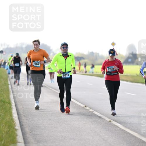 12.04.2026 - 45. Internationalen Wilhelmsburger Insellauf Dr. Thomas Lammeyer http://msf.ph/oto/9449118 12.04.2026 10:37:31 Laufen 5367, 3239, 3018, 2644 meine-sportfotos.de