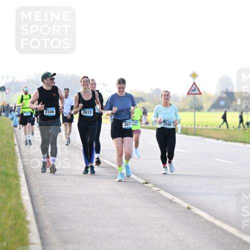 12.04.2026 - 45. Internationalen Wilhelmsburger Insellauf Dr. Thomas Lammeyer http://msf.ph/oto/9449132 12.04.2026 10:37:39 Laufen 2346, 4050, 2612, 30713569, 2590 meine-sportfotos.de