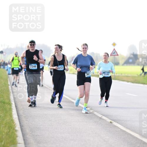 12.04.2026 - 45. Internationalen Wilhelmsburger Insellauf Dr. Thomas Lammeyer http://msf.ph/oto/9449140 12.04.2026 10:37:40 Laufen 2346, 2612, 3071, 2590 meine-sportfotos.de