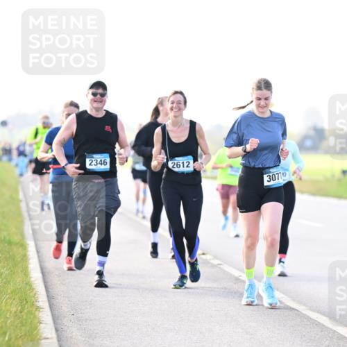 12.04.2026 - 45. Internationalen Wilhelmsburger Insellauf Dr. Thomas Lammeyer http://msf.ph/oto/9449153 12.04.2026 10:37:42 Laufen 2346, 2612, 30770 meine-sportfotos.de