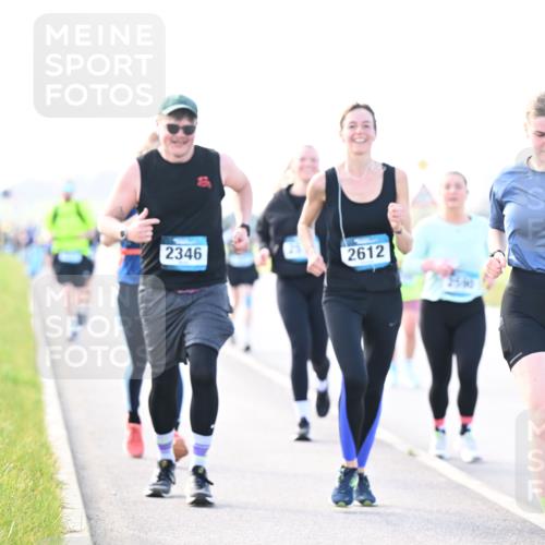 12.04.2026 - 45. Internationalen Wilhelmsburger Insellauf Dr. Thomas Lammeyer http://msf.ph/oto/9449161 12.04.2026 10:37:43 Laufen 2346, 2612, 5943, 3077 meine-sportfotos.de