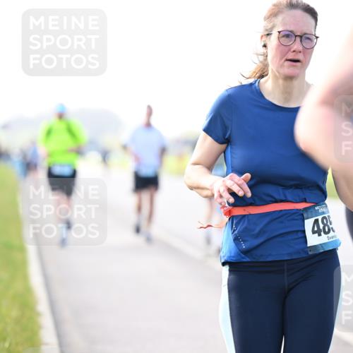 12.04.2026 - 45. Internationalen Wilhelmsburger Insellauf Dr. Thomas Lammeyer http://msf.ph/oto/9449184 12.04.2026 10:37:47 Laufen 45, 48 meine-sportfotos.de