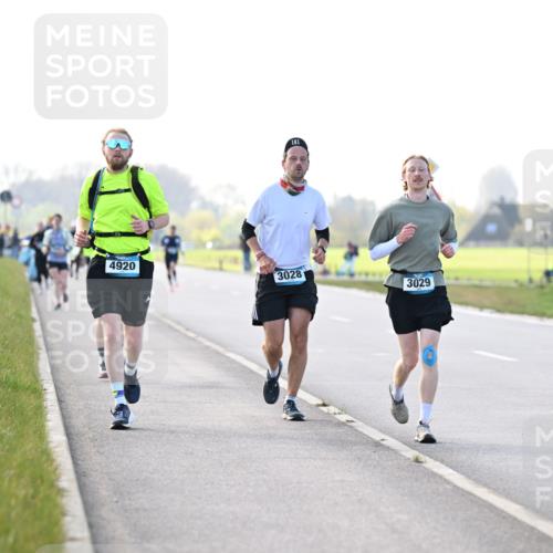 12.04.2026 - 45. Internationalen Wilhelmsburger Insellauf Dr. Thomas Lammeyer http://msf.ph/oto/9449195 12.04.2026 10:37:49 Laufen 4920, 161, 3028, 3029 meine-sportfotos.de