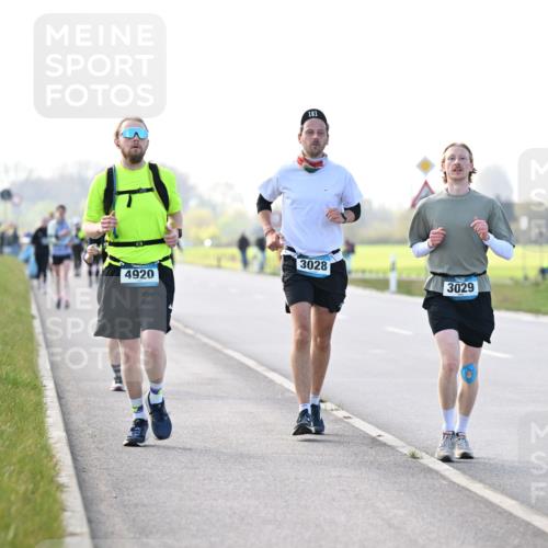 12.04.2026 - 45. Internationalen Wilhelmsburger Insellauf Dr. Thomas Lammeyer http://msf.ph/oto/9449202 12.04.2026 10:37:50 Laufen 4920, 161, 3028, 3029 meine-sportfotos.de