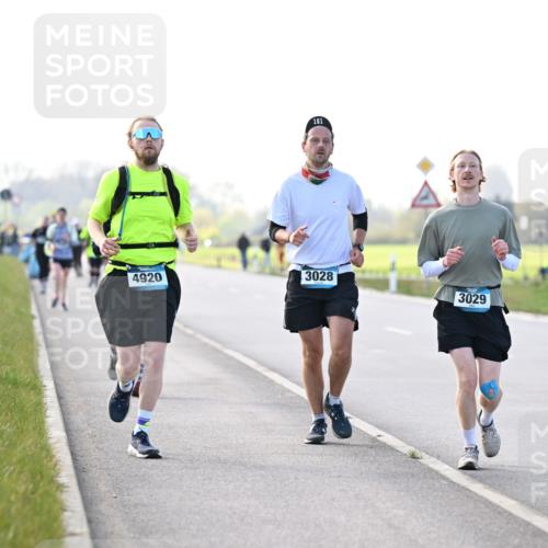 12.04.2026 - 45. Internationalen Wilhelmsburger Insellauf Dr. Thomas Lammeyer http://msf.ph/oto/9449204 12.04.2026 10:37:50 Laufen 161, 4920, 3028, 3029 meine-sportfotos.de