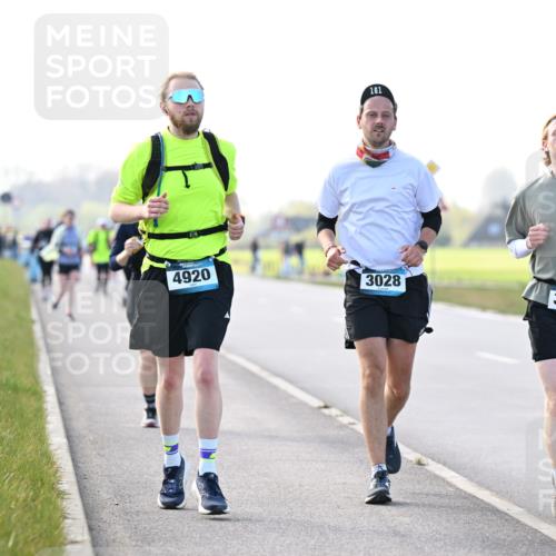 12.04.2026 - 45. Internationalen Wilhelmsburger Insellauf Dr. Thomas Lammeyer http://msf.ph/oto/9449214 12.04.2026 10:37:52 Laufen 4920, 161, 3028, 3029 meine-sportfotos.de