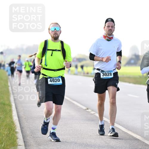 12.04.2026 - 45. Internationalen Wilhelmsburger Insellauf Dr. Thomas Lammeyer http://msf.ph/oto/9449216 12.04.2026 10:37:52 Laufen 161, 4920, 3028, 3029 meine-sportfotos.de