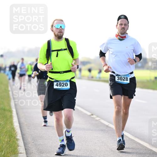 12.04.2026 - 45. Internationalen Wilhelmsburger Insellauf Dr. Thomas Lammeyer http://msf.ph/oto/9449219 12.04.2026 10:37:52 Laufen 161, 4920, 3028, 3029 meine-sportfotos.de