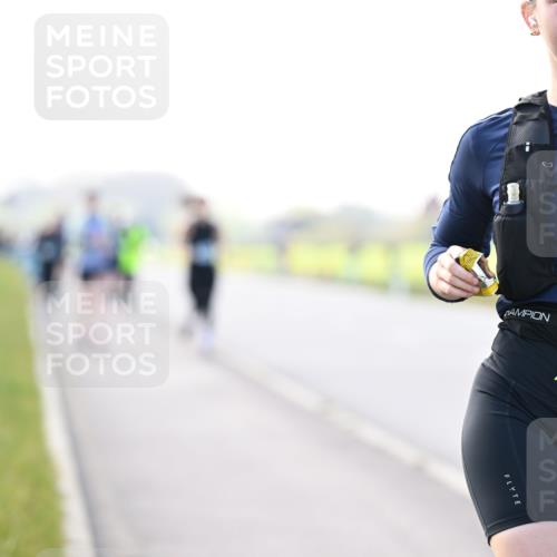 12.04.2026 - 45. Internationalen Wilhelmsburger Insellauf Dr. Thomas Lammeyer http://msf.ph/oto/9449245 12.04.2026 10:37:57 Laufen 250, 45, 4080 meine-sportfotos.de