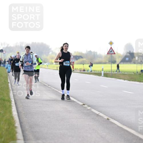 12.04.2026 - 45. Internationalen Wilhelmsburger Insellauf Dr. Thomas Lammeyer http://msf.ph/oto/9449255 12.04.2026 10:38:00 Laufen 3920 meine-sportfotos.de