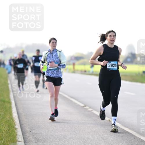 12.04.2026 - 45. Internationalen Wilhelmsburger Insellauf Dr. Thomas Lammeyer http://msf.ph/oto/9449276 12.04.2026 10:38:04 Laufen 3920 meine-sportfotos.de