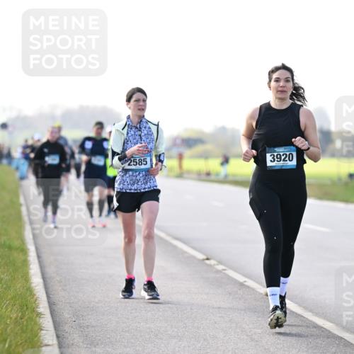 12.04.2026 - 45. Internationalen Wilhelmsburger Insellauf Dr. Thomas Lammeyer http://msf.ph/oto/9449278 12.04.2026 10:38:04 Laufen 2585, 3920 meine-sportfotos.de