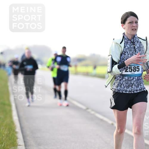 12.04.2026 - 45. Internationalen Wilhelmsburger Insellauf Dr. Thomas Lammeyer http://msf.ph/oto/9449299 12.04.2026 10:38:07 Laufen 2585 meine-sportfotos.de